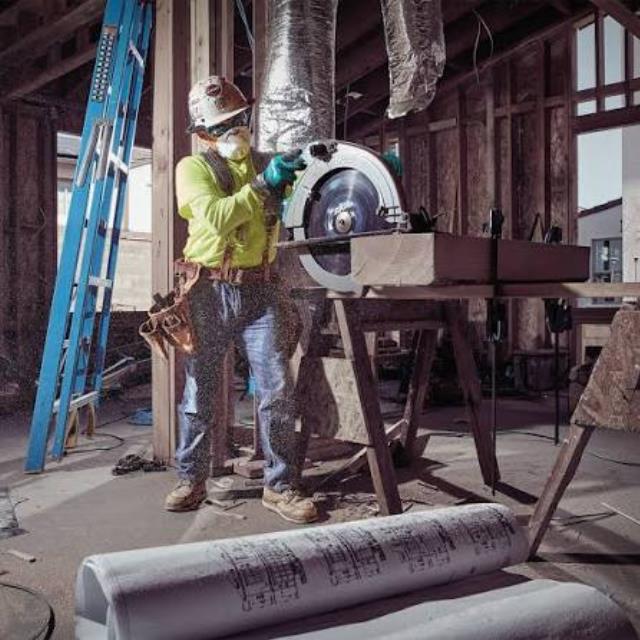 Where to find CIRCULAR SAW 16-5 16ths 40v Battery in Omaha