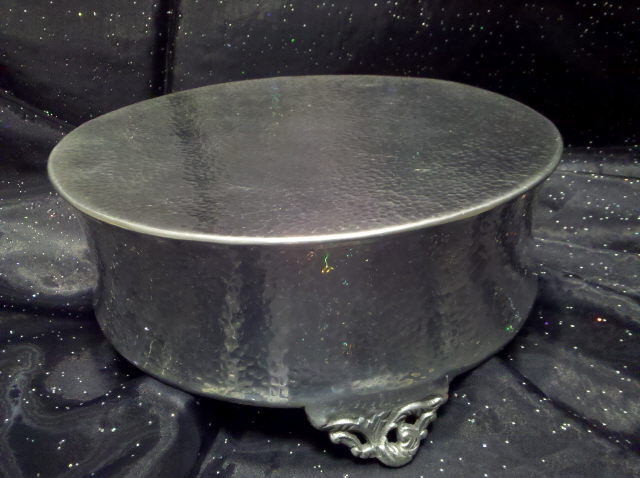 Rental store for HAMMERED 14  RD  CONCAVE  CAKE STAND in Omaha NE