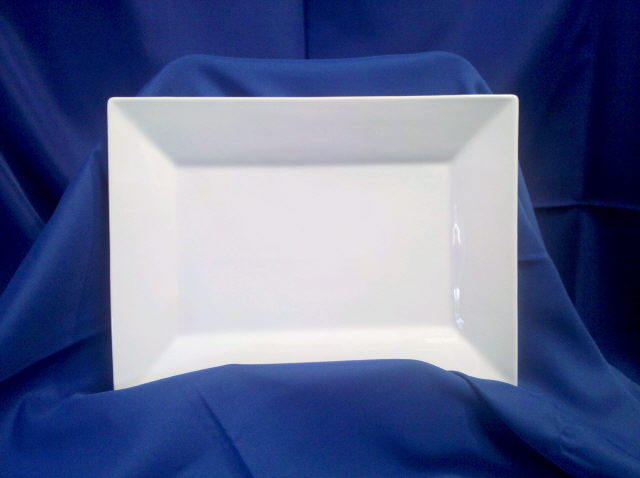 Rental store for PLATTER, PORC 10 5 8  X 14  RECTANGLE in Omaha NE
