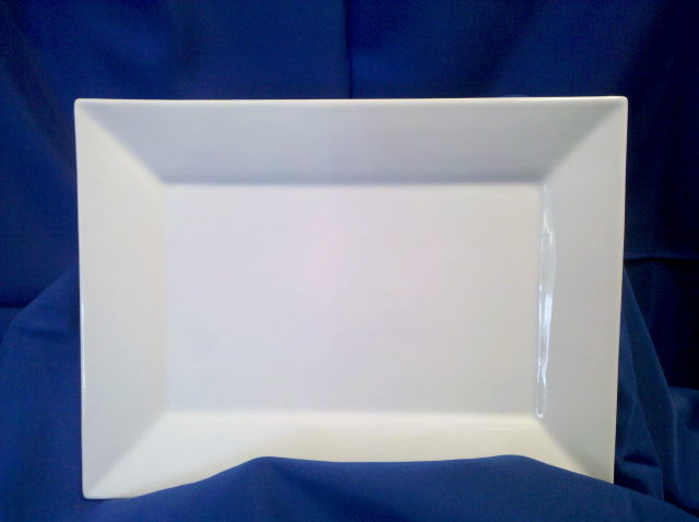Rental store for PLATTER, PORC 12  X 16  RECTANGLE in Omaha NE