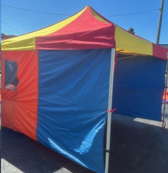 Where to find FLOATING GALLERY W BLOWER in Omaha