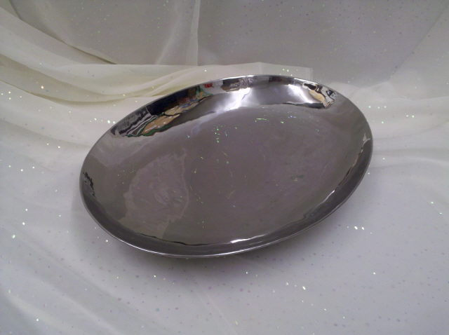 Rental store for OVAL DENTED BOWL 18.5 in Omaha NE