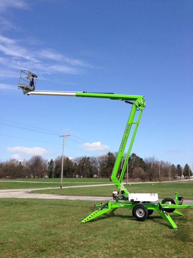 Where to find TOWABLE MANLIFT, 50 Ft 28 Ft 6 in Omaha