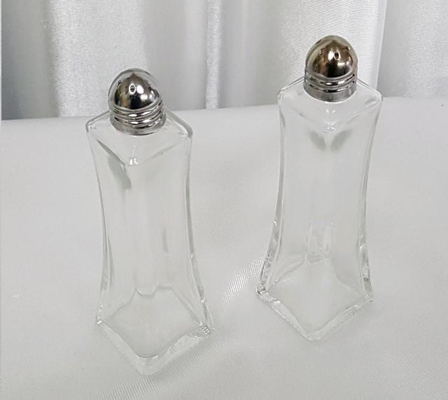 Where to find PR, SALT PEPPER SHAKERS in Omaha