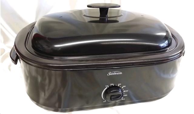 Rental store for ROASTER -- 16QT  BLACK in Omaha NE