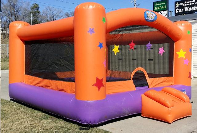 Where to find SPACEBOUNCE 15X15 StarBlast in Omaha