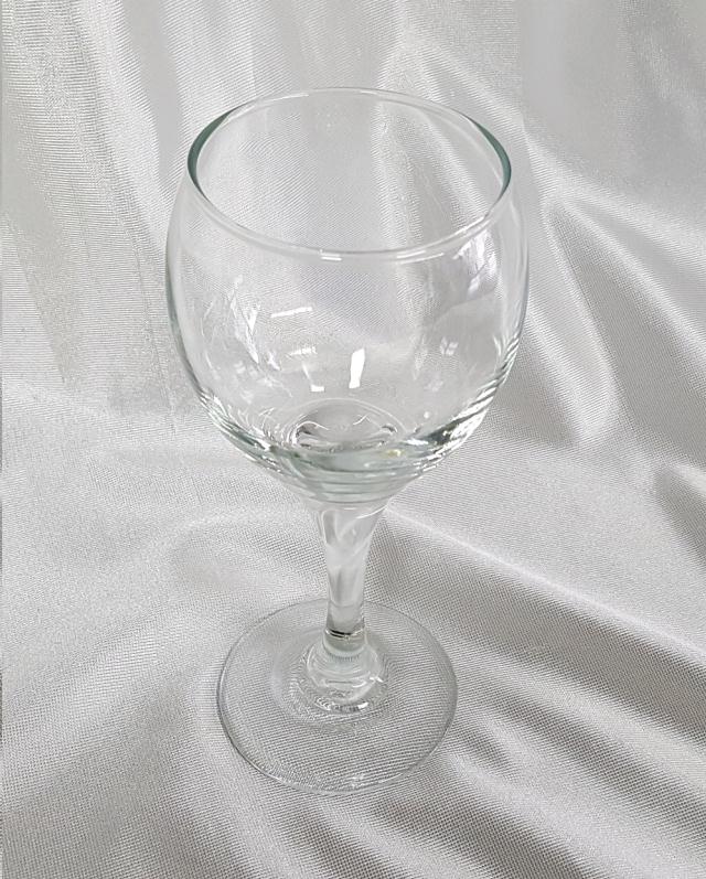 Where to find WINE GLASS, TEAR DROP 10 3 4 Oz in Omaha