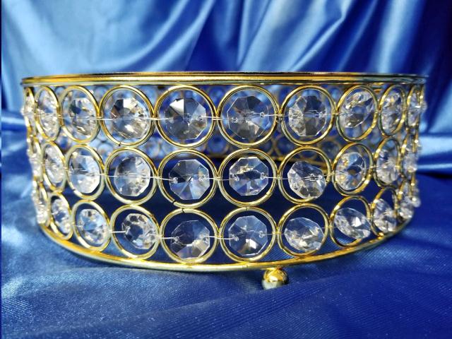 Rental store for CAKE STAND, Gold Sparkle 10  Rd in Omaha NE