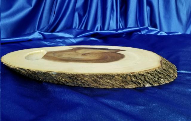 Where to find WEDGE WOOD CUTTING BOARD 10X15 in Omaha
