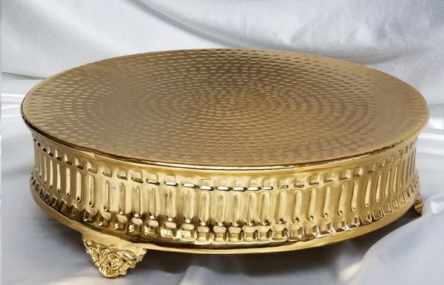 Where to find HAMMERED GOLD 16 Rd Ribbed Cake Stand in Omaha