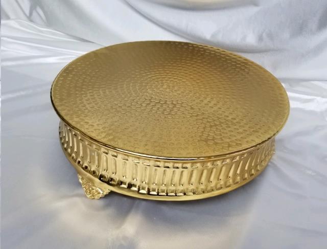 Where to find HAMMERED GOLD 16 Rd Ribbed Cake Stand in Omaha