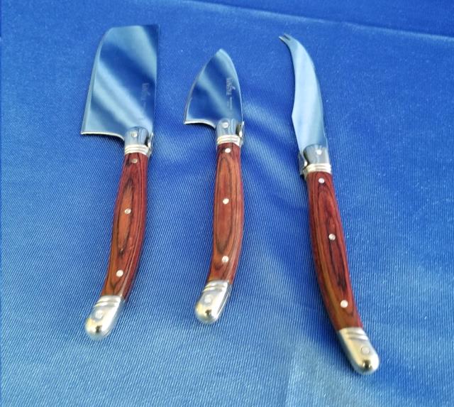 Where to find CHEESE KNIFE SET 3 Pc MAHOGANY in Omaha
