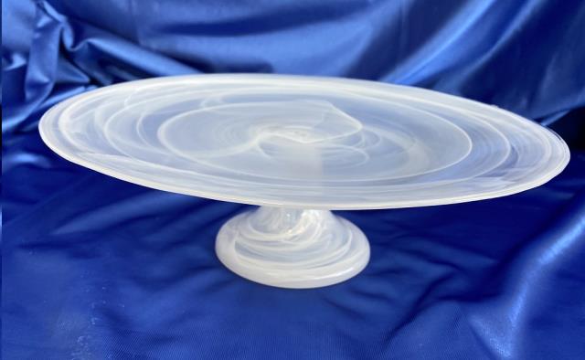 Rental store for PEDESTAL, FROSTED CAKE STAND in Omaha NE