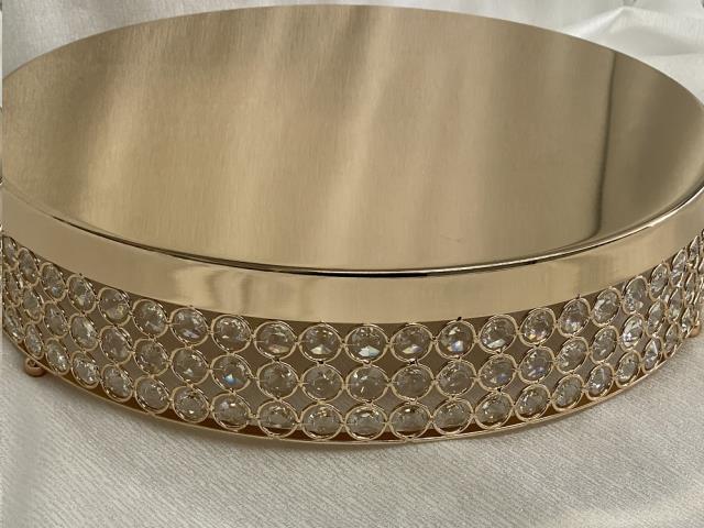 Where to find CAKE STAND, Gold Sparkle 15.5 Rd in Omaha