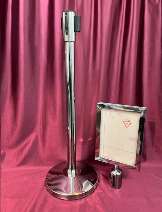 Where to find SS SIGN HOLDER FOR RETRACTABLE in Omaha