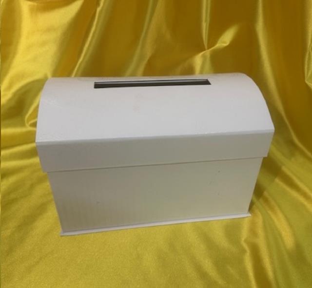 Where to find CARD CHEST, SM White in Omaha